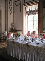 Интерьер Дворца - Столовая - Фрагмент обеденного стола