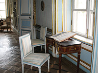 Интерьер Дворца - Диванная - Столик для чтения